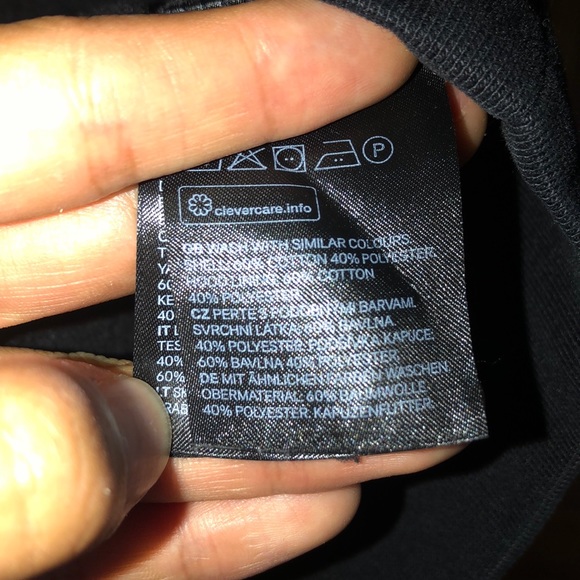 H&M divided black hoodie - Picture 6 of 6